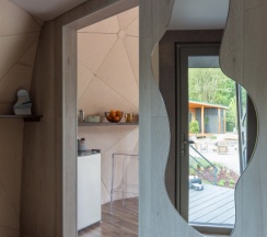 2-х местное размещение в домике Модерн с завтраком в Green Point