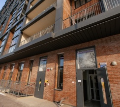 Апартаменты с балконом и с красивым видом из окна в Апартаменты на Лермонтова
