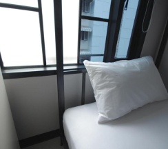 Кровать в общем номере в Jellybean The Blocks Hostel Sukhumvit 10