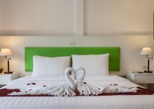 Номер Deluxe в Armoni Patong Beach Hotel