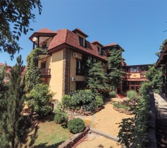 4-местный "Стандарт" раздельные кровати в Манэ