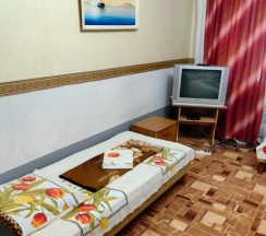 Четырёхместный номер Economy рядом с пляжем в Адлер