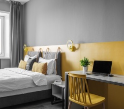 Номер делюкс с 1 двуспальной кроватью в Laska hotel
