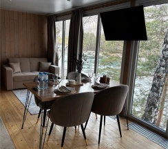 Коттедж в Ayat River