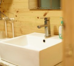 Улучшенный домик на троих в блоке В на первом этаже в Алые паруса