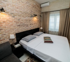 100 - Четырехместные апартаменты с террасой в Азов Инн