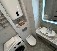 Большевистская 1а , эт8, кв 79 в Good nights