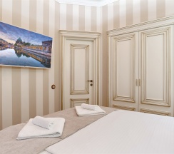 [12] Изысканные апартаменты у Дворцовой площади с кондиционером | ул. Б.Морская, 34 в Darooms