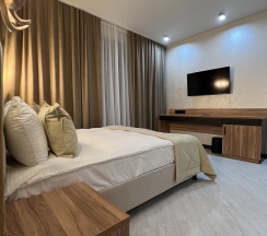 Двухкомнатный семейный ЛЮКС с кухней в Tash maral