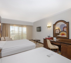 Номер Family в Megasaray WestBeach Antalya