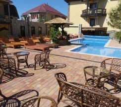 3-местный коттедж с кухней в Манэ