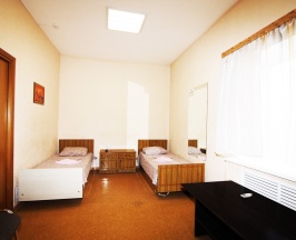 Двухместный номер с двумя кроватями в Med