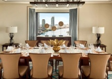 Двухместный люкс Shangri-La Wing Presidential двуспальная кровать в Shangri-La Hotel Bangkok, Serviced Apartments