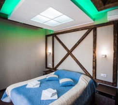 Номер Стандарт. Центральный корпус. Вид на бунгало в Донской Лес