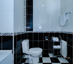 Люкс двухкомнатный с балконом в Avangard Hotel