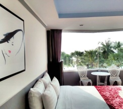 Люкс Executive с видом на море в The Beach Front Resort Pattaya  - SHA Plus