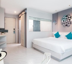 Двухместный номер Deluxe двуспальная кровать в The Crib Patong