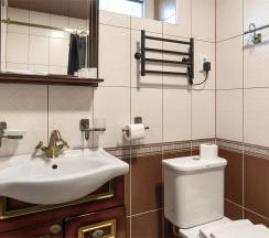 Четырехместный номер "Люкс" с балконом в Горная Роза