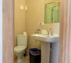 Двухуровневый номер на 6-7 человек с видом на море (корпус Б) в Оптимист