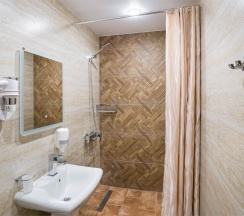 6-местный 2-комнатный "Семейный" номер с балконом в Манэ