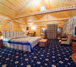 Коттедж VIP(с видом на озеро) в Покровское