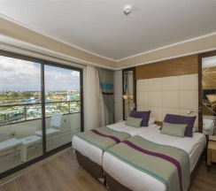Номер Standard с балконом в Dream World Aqua Hotel - All Inclusive