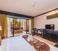 Двухместный номер с видом на бассейн 2 отдельные кровати в Princess Kamala Beachfront Hotel
