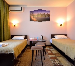 Четырёхместный номер Standard с видом на город в Комфорт