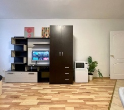 "Flowers" Квартира-студио (Метро Ленинский проспект/Автово, 10 минут на транспорте) в Rauktis apartments