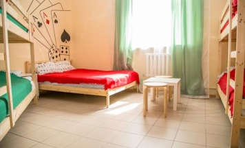 Кровать в 6-местном общем номере (общие удобства) в Достоевский