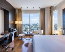 Двухместный номер Executive двуспальная кровать в Swissotel Таллин
