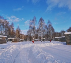 Домик с видом на озеро в Ханская Усадьба by Yamle
