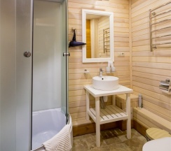 Джуниор Сюит в Крестовая падь