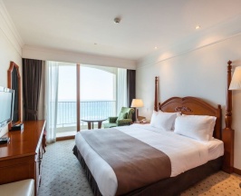 Люкс с балконом в Hotel Maremons