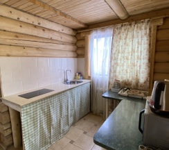 Дом для отпуска в Ая