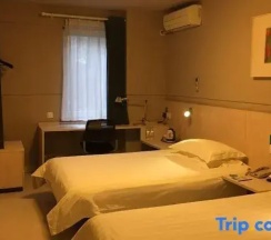 Двухместный номер Standard (2 отдельные кровати) в Jinjiang Inn Shanghai Expo Park Pusan Road