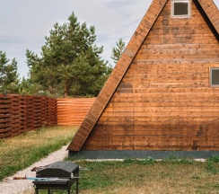 Шестиместный коттедж с красивым видом из окна в Rassvet House Togliatti