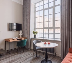 Апартаменты-дуплекс Luxe 2 в Home Hotel