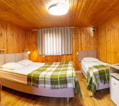 Трехместный домик в Allure Lodge