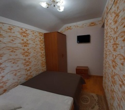 Двухместный номер Economy с балконом и с видом на море двуспальная кровать в Горная лаванда