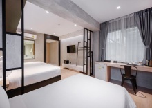 Трёхместный номер Deluxe в Loft Bangkok Hotel