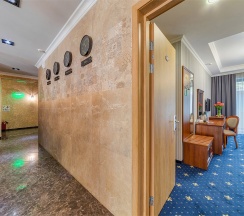 Большой Стандарт с балконом на 1 м этаже в Лермонт