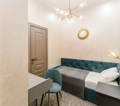 Одноместный номер без окна в Simple Weekend inn hotel
