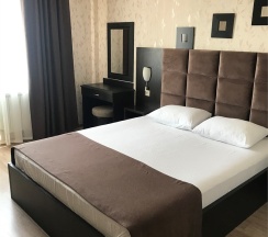 полулюкс с балконом и видом на море в AlexHome