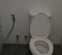 Двухместный номер Standard с балконом двуспальная кровать в Mae-Porn Hostel