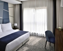Двухместный номер Deluxe с видом на Бурдж-Халифа (двуспальная кровать) в Movenpick Hotel Apartments Downtown Dubai