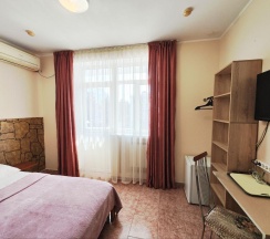 Номер стандарт с 1 двуспальной кроватью в Регион 86