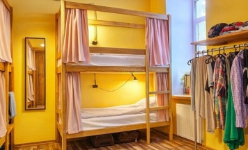 Общий 6 местный номер в Автор