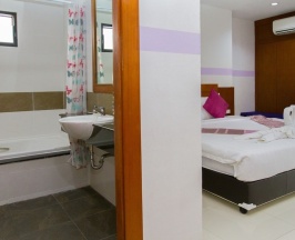 Номер Superior в Chana Phuket Hotel