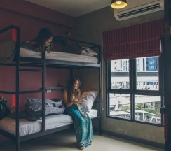 Кровать в общем номере в A7 Hidden Hostel